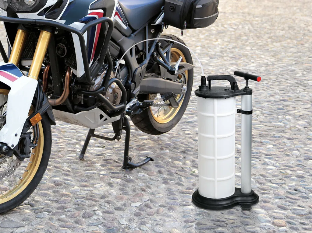 Pompe de transfert de liquides universelle - Siphon manuel multi-usage - 3