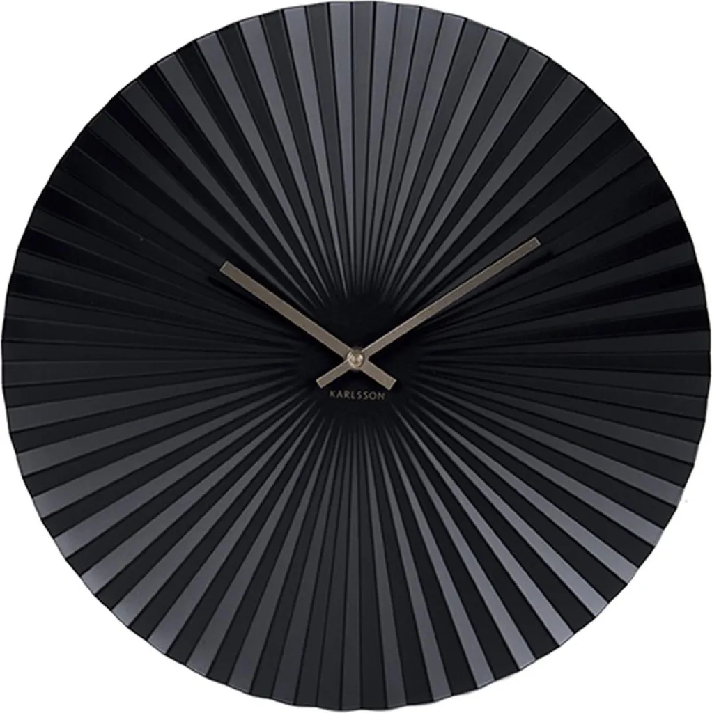 Horloge murale en métal Sensu avec relief plissé et mécanisme silencieux