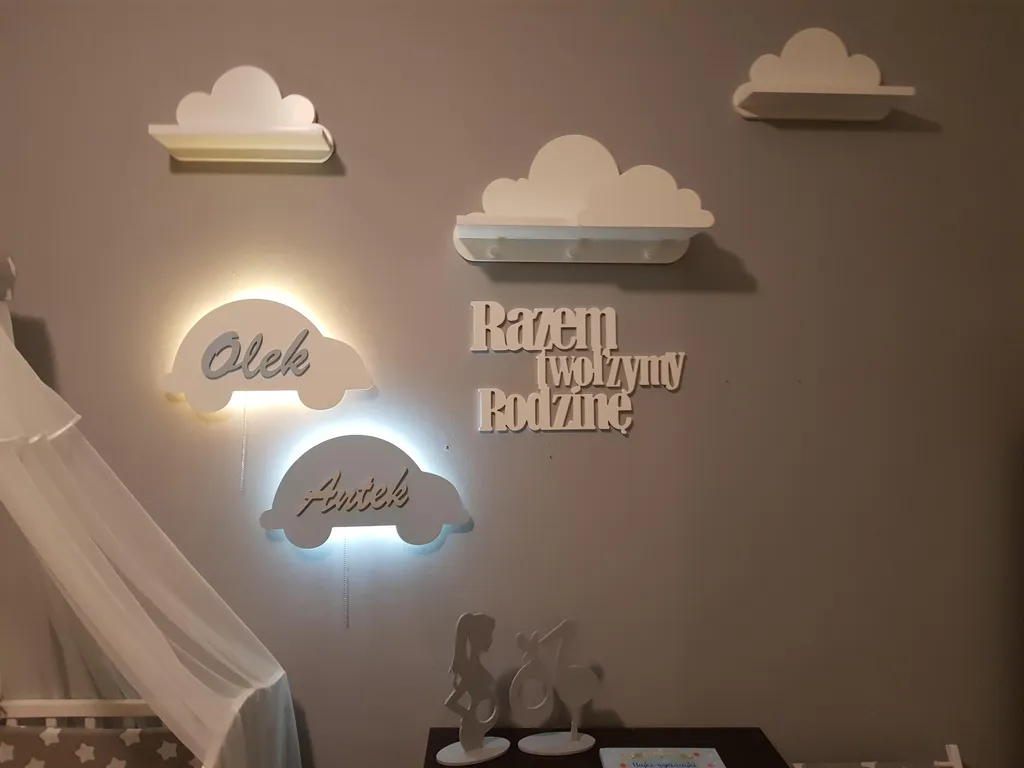 Lampe de voiture LED personnalisable multicolore pour petit passager