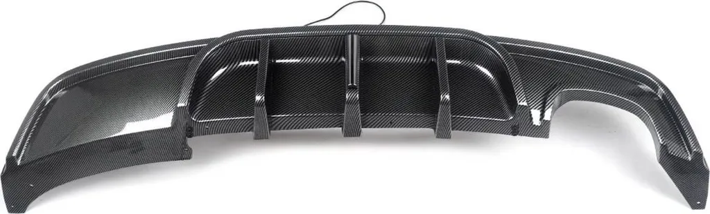 Diffuseur Dravon Carbone Look F1 pour BMW 135i M Sport E82 Kit Deluxe