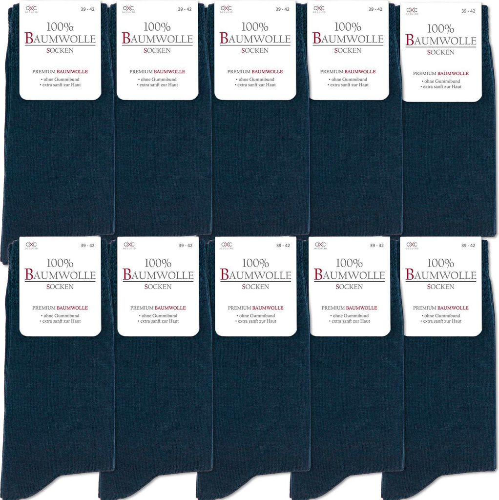 A flat lay of multiple pairs of dark blue socks, each with a white label indicating '100% Baumwolle Socken'.
