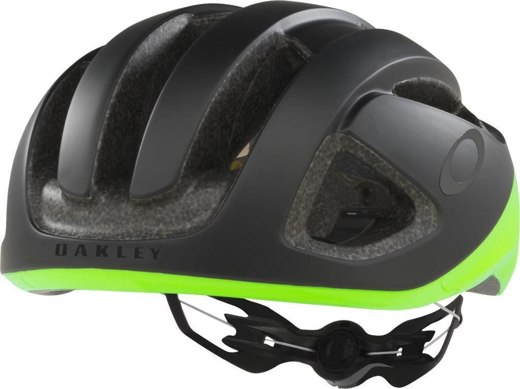 Oakley ARO3 Rennradhelm mit MIPS Aufprallschutz, Belüftung Produktbild 