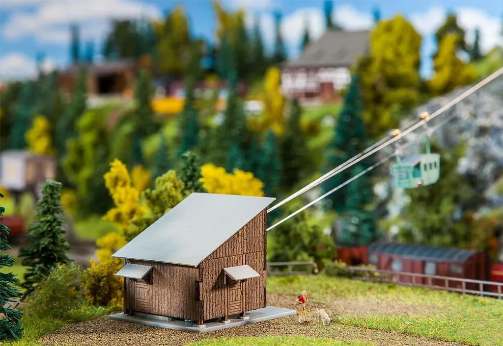 Faller 232372 Téléphérique Époque II : solution pour relief HO vide