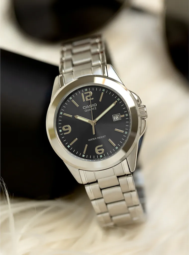 Casio MTP-1215A-1A2DF: Il Regalo Perfetto per un Uomo di Classe - 9