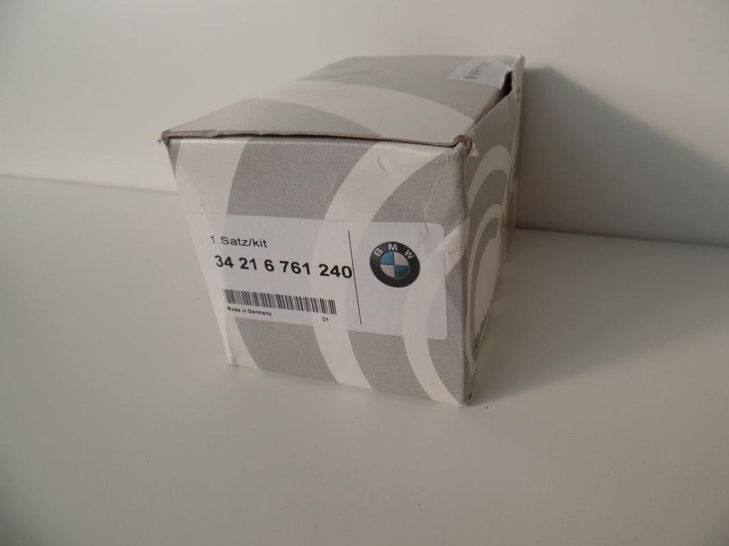 Original BMW 3' E46 Bremsbeläge asbestfrei hinten 34216761240