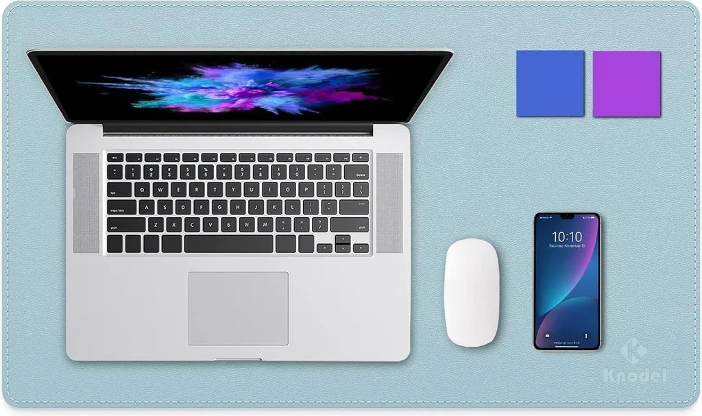 Protégez votre Bureau des Taches avec ce Sous-main Chic Bleu et Argenté