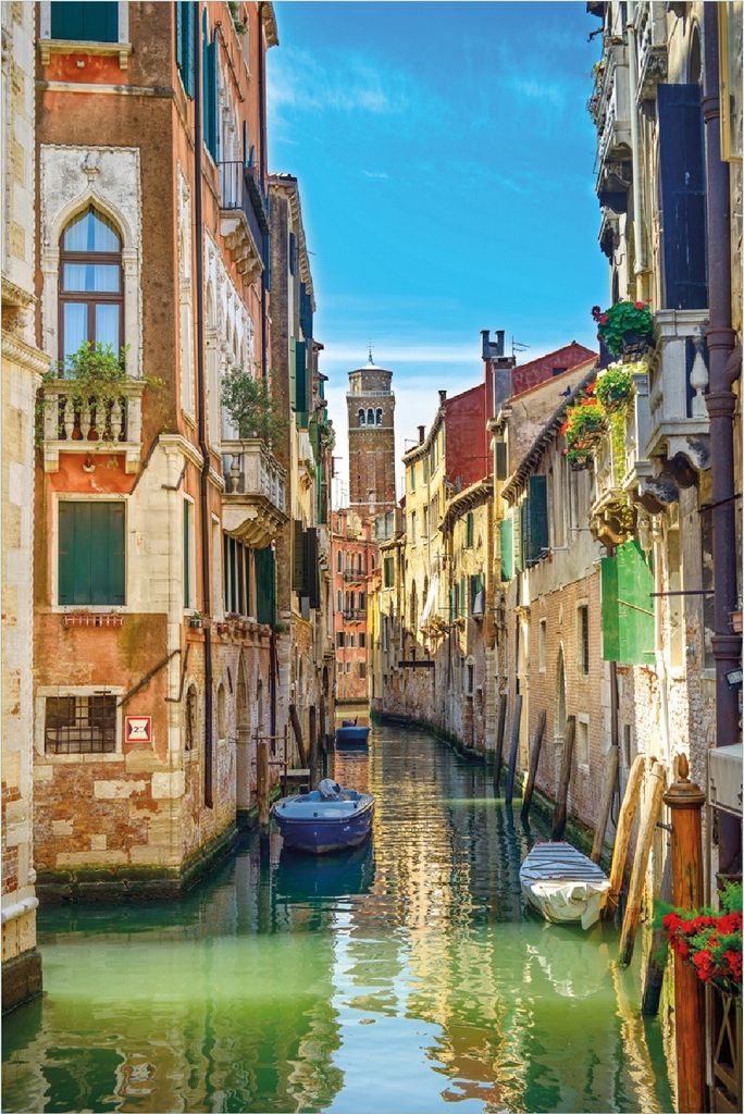 Wallario Poster - Urlaub in Venedig Kanal zwischen bunten Häusern, Kunstdruck Größe: 100 x 150 cm