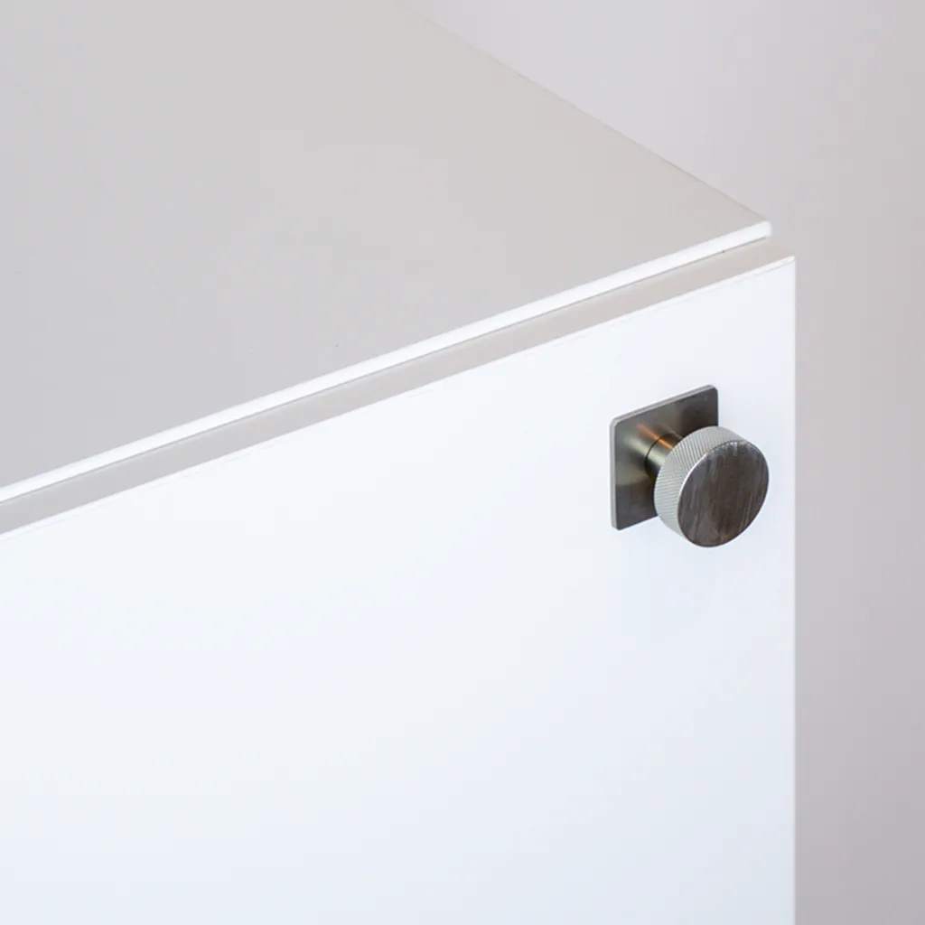 Natural Goods Berlin maniglie per mobili rotonde ACHSE, pomelli per mobili con ⌀35mm, pomelli per armadi adatti a spessori di ante di 15-22mm, maniglie per armadi da cucina, cassettiere, credenze ecc., aspetto acciaio inox, 5 pezzi - 2