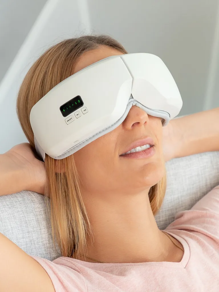 Adieu Cernes et Fatigue Oculaire : Masseur à Air 4 en 1 InnovaGoods