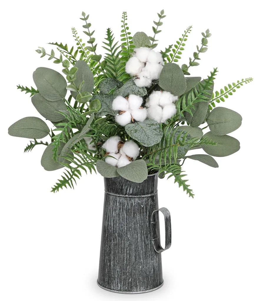 Vase vintage avec eucalyptus et fougères artificielles - Style Chic