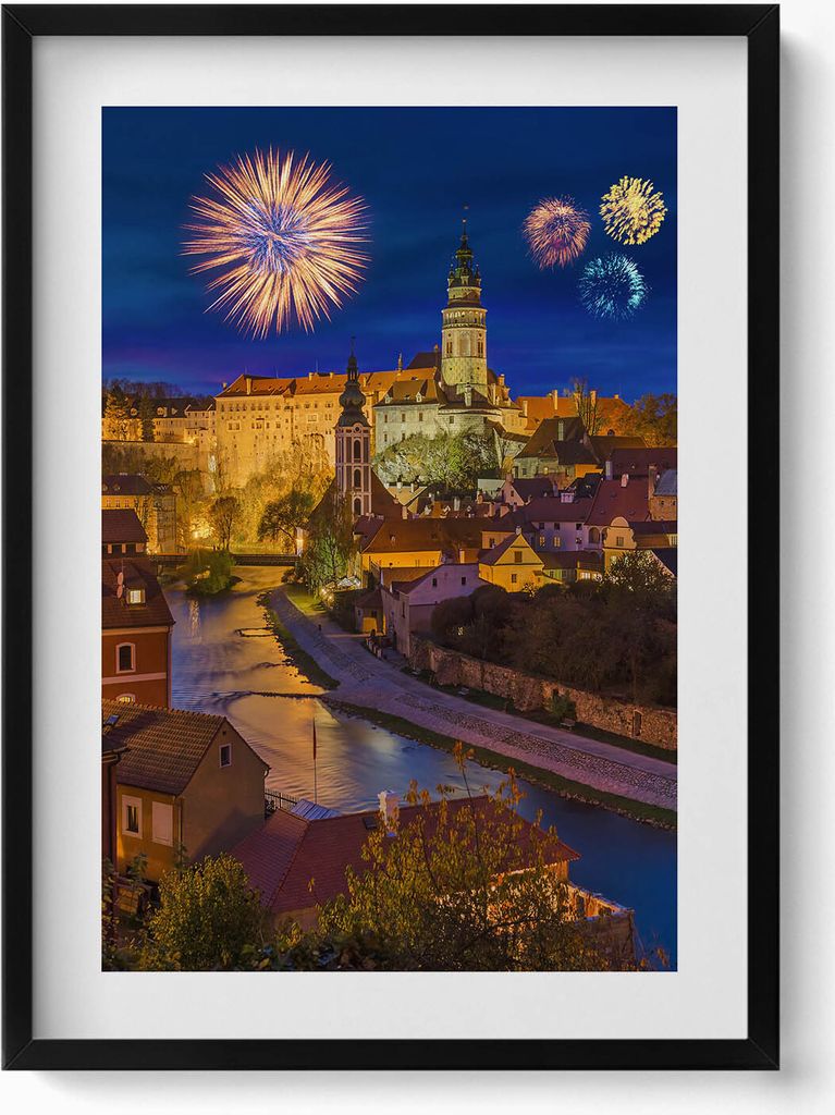 Feuerwerk in Krumau (Tschechische Republik)– Wandbild mit Rahmen – Gerahmtes Bild – Wanddekoration – 50x70 cm – Schwarz Rahmen