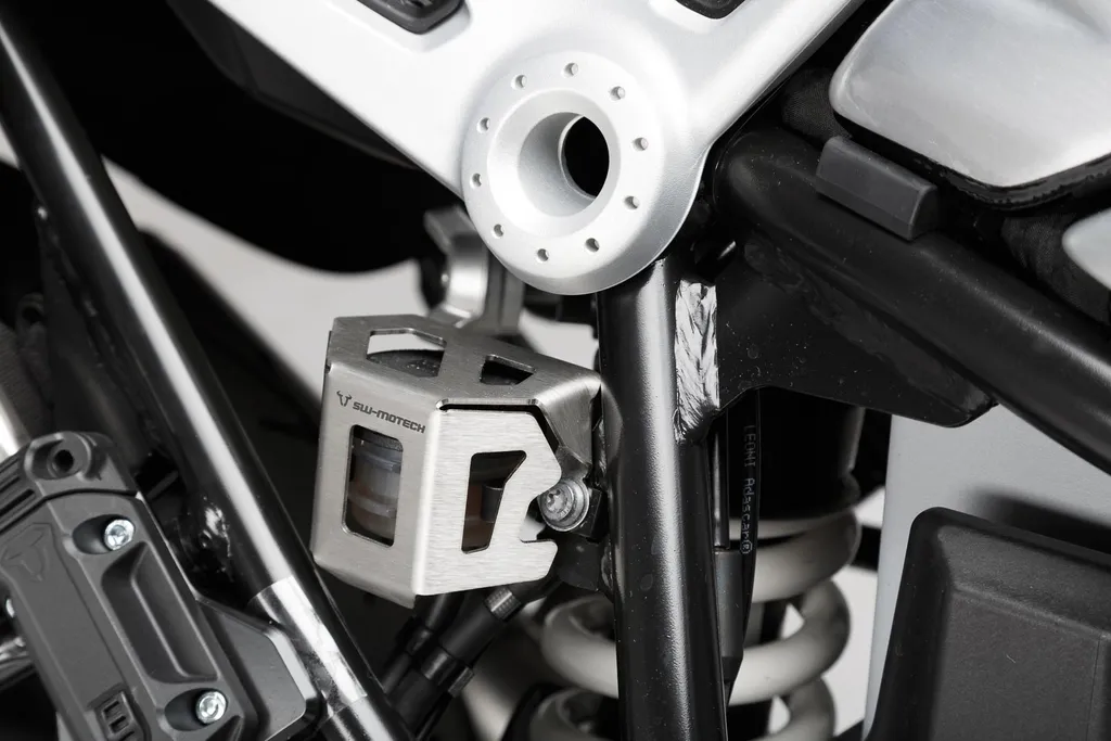 Protection de réservoir liquide de frein SW-MOTECH BMW R nineT 2014 Alu