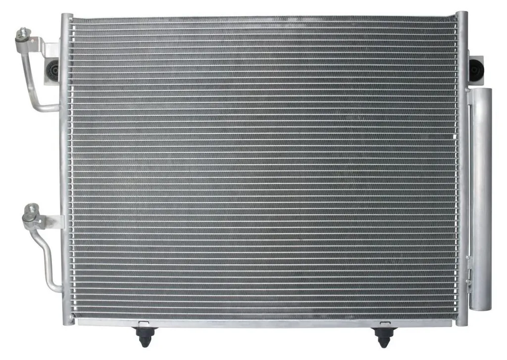 Refroidir votre MITSUBISHI PAJERO avec le condenseur BOSCH 665 505 mm