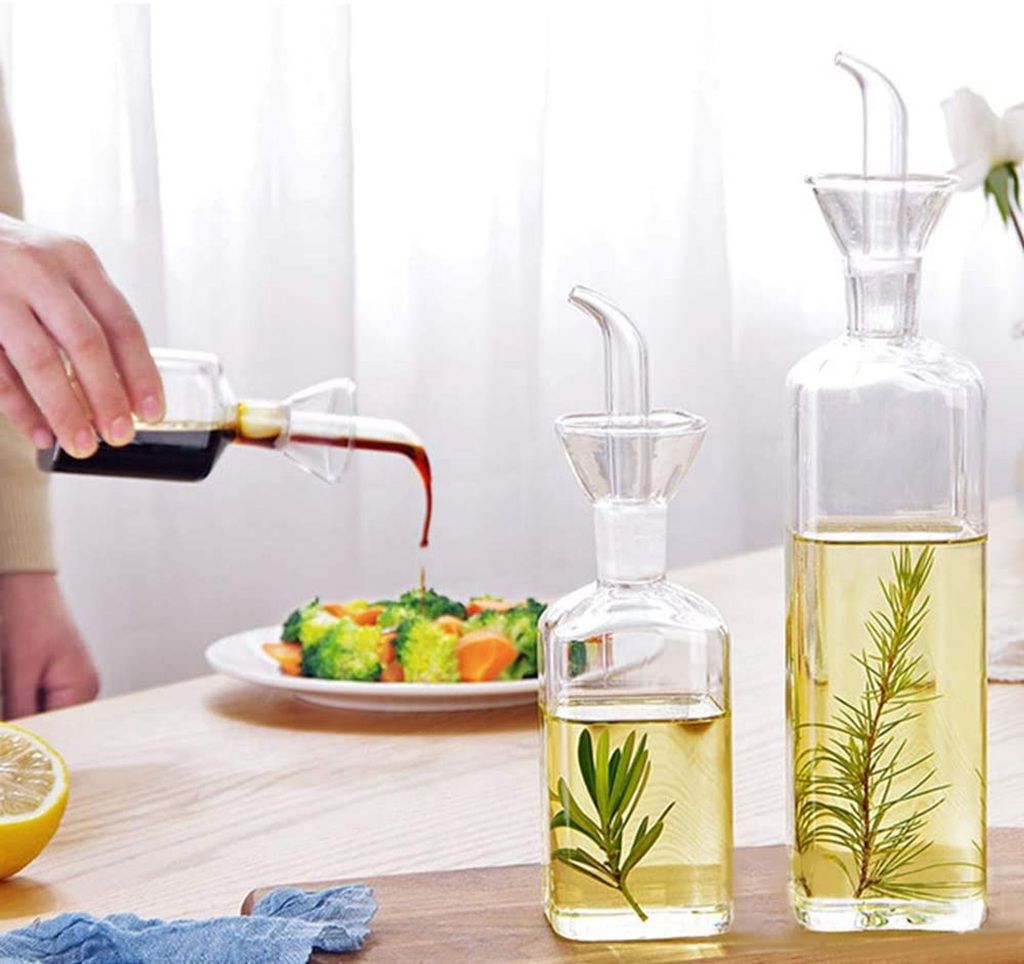 Olivenölflasche Aus Borosilikatglas, 750 Ml – Mit Skala, Tropfsicherem Ausgießer & Rutschfestem Boden | Für Küche, BBQ, Camping