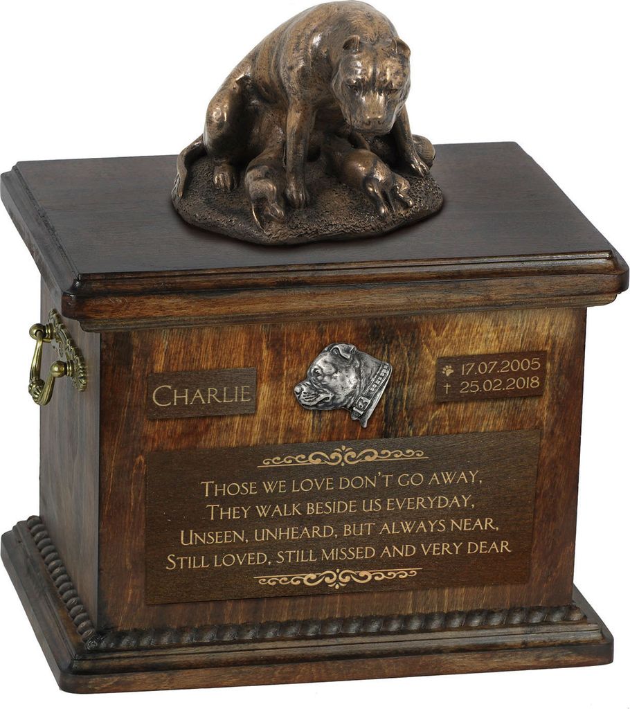 Staffordshire Bull Terrier, Staffordshire Bullterrier VII - Eine Urne für die Asche eines Hundes, eine Urne mit einer Statue, eine personalisierte...
