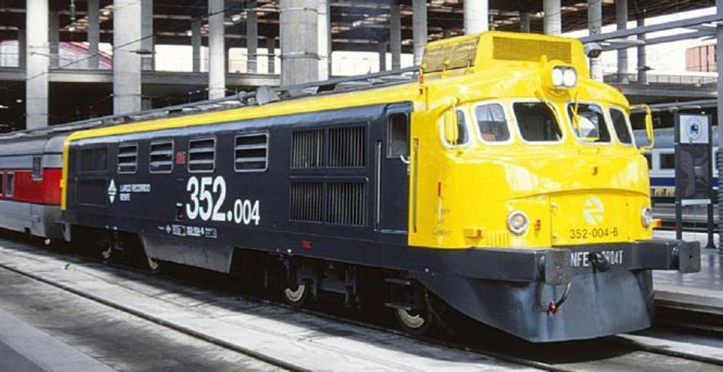 Electrotren Diesellok 352.004 Camino (AC) E2322
