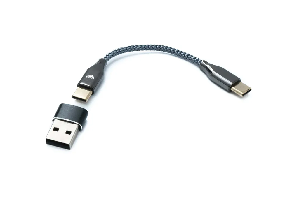 SYSTEM-S Cavo Audio Premium USB-C 10cm: La Tua Musica Senza Confini