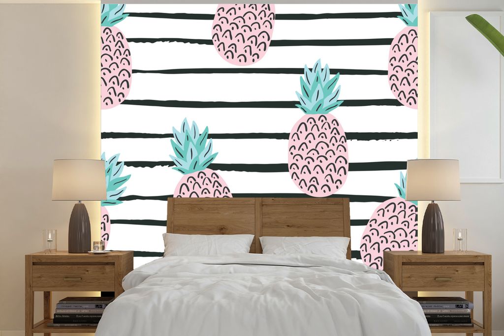 MuchoWow Fototapete für Wohnzimmer oder Schlafzimmer Wandtapete Vinyl Motivtapete Sommer - Ananas - Streifen - 240x240 cm - Schlafzimmer-Tapete