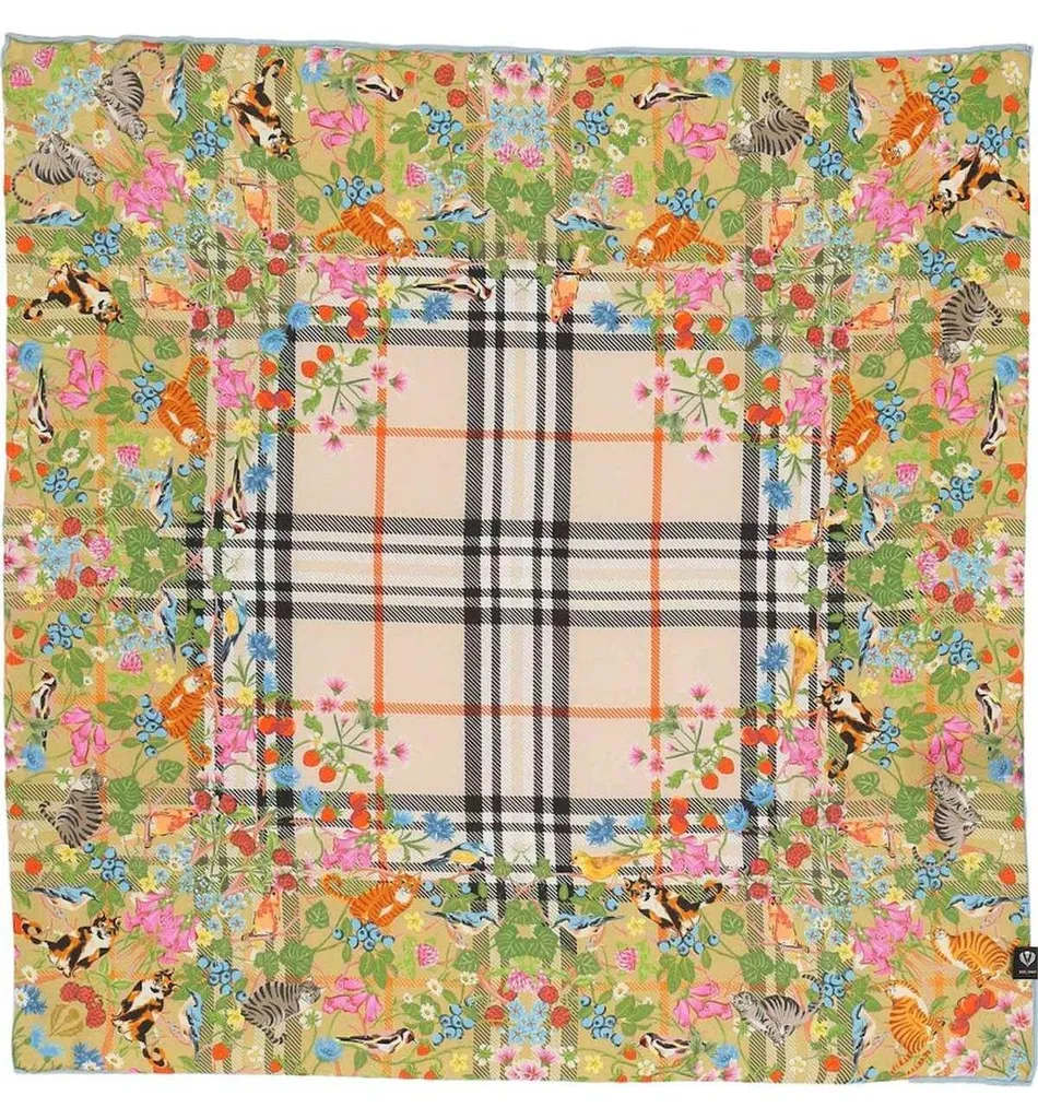 Foulard en soie 612022 avec FRAAS Plaid et imprimé animalier soyeux