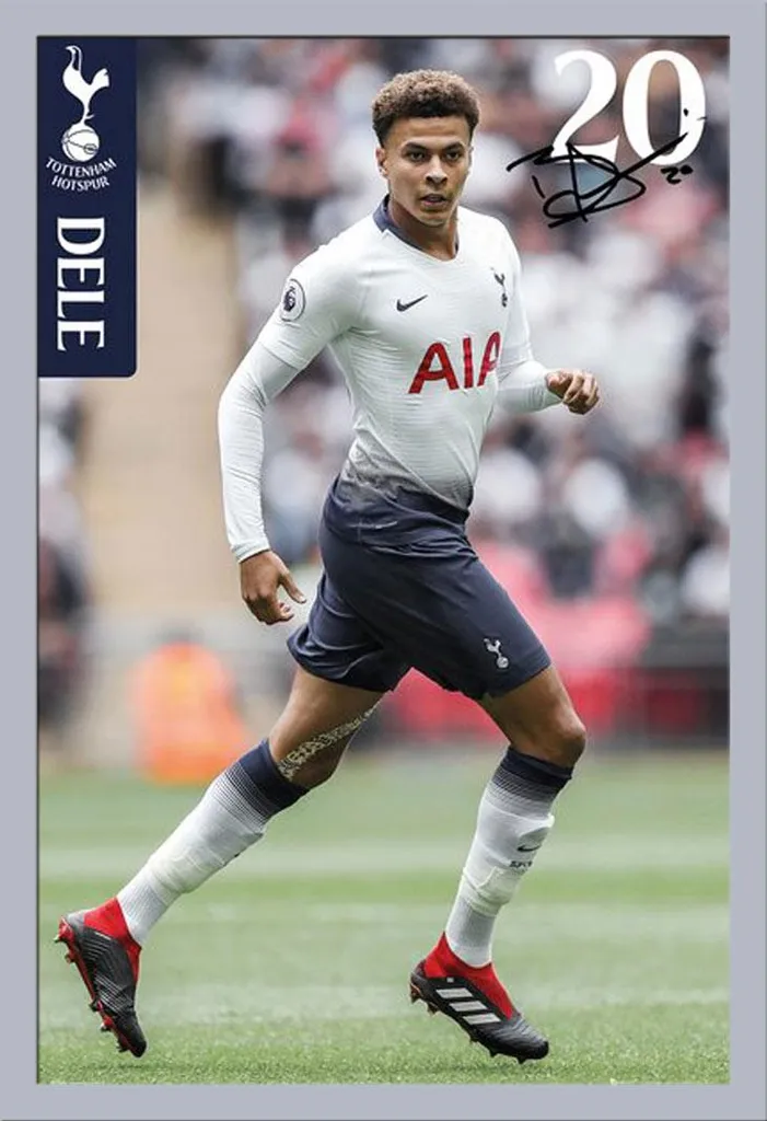 Poster Tottenham Hotspur Alli 18/19 avec Cadre Argenté Shinsuke Maxi MDF