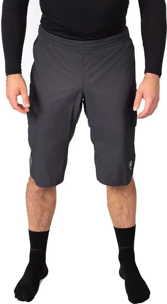 Short Endura GV500 Waterproof Anthracite XXL pour le Gravel et Vélo