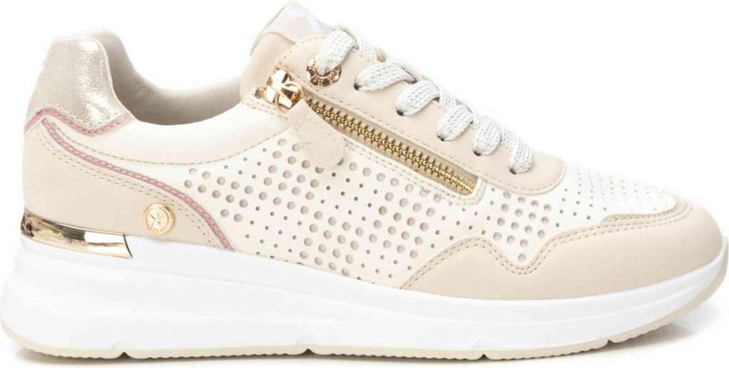 XTI Sneakers 143990 in Beige color size 37