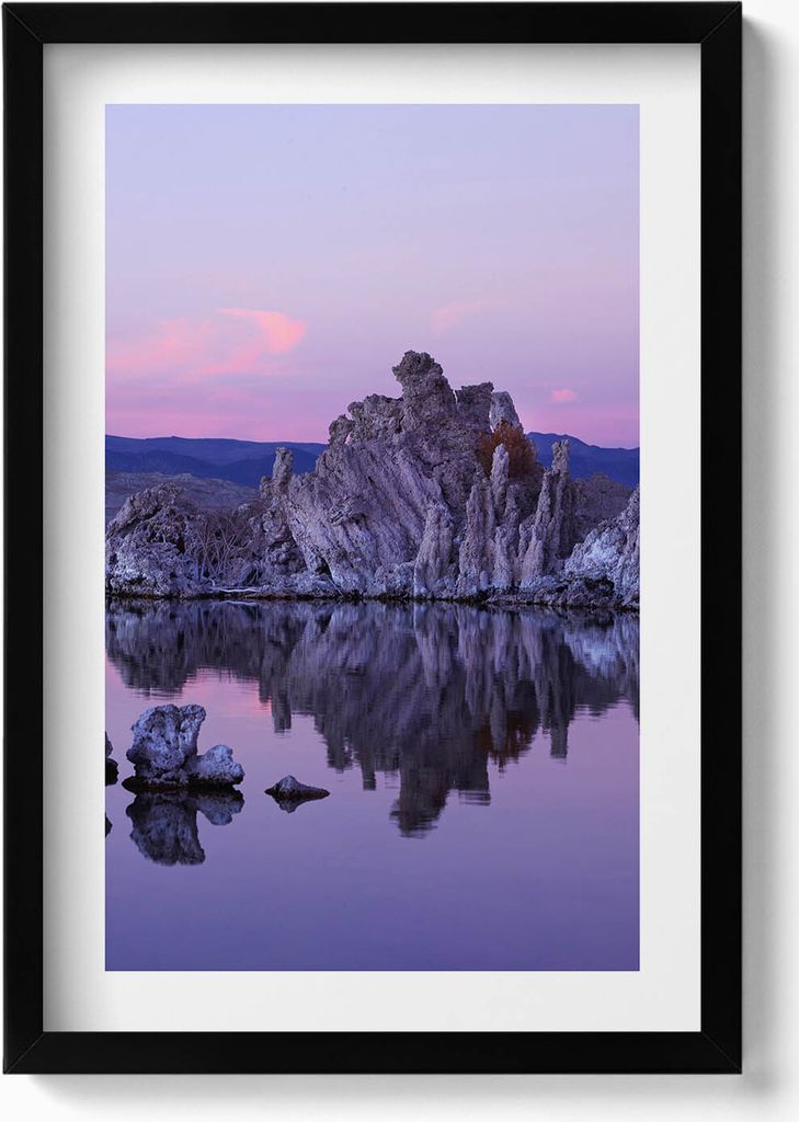 Spiegelung von Felsen im Wasser– Wandbild mit Rahmen – Gerahmtes Bild – Wanddekoration – 40x60 cm – Schwarz