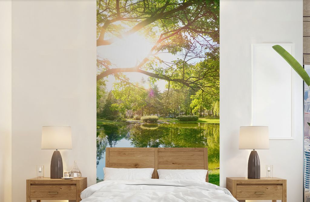 MuchoWow Fototapete für Wohnzimmer oder Schlafzimmer Wandtapete Vinyl Motivtapete Bäume - See - Sonne - Gras - Natur - 120x240 cm - Hintergrund...