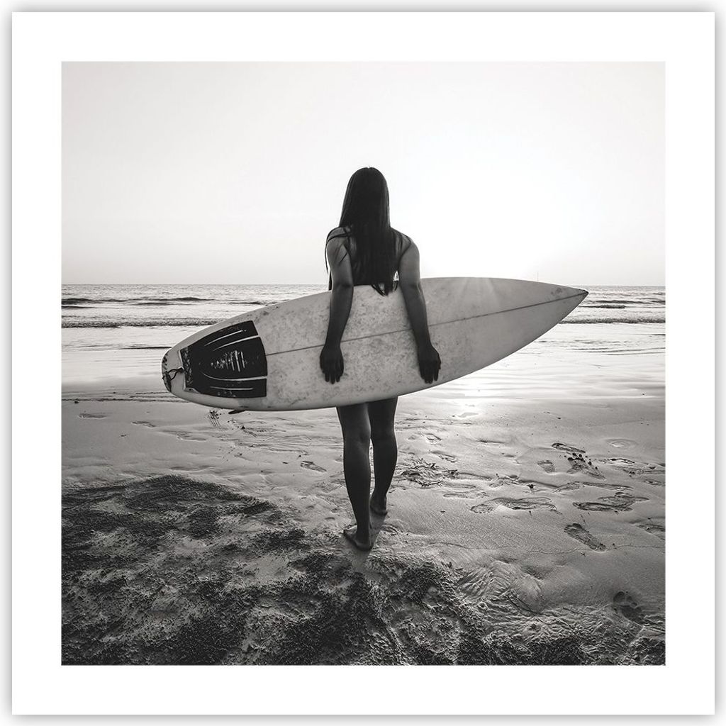 Poster - Poster ohne Rahmen - Frau Strand Surfen - 50x50 cm Produktbild 