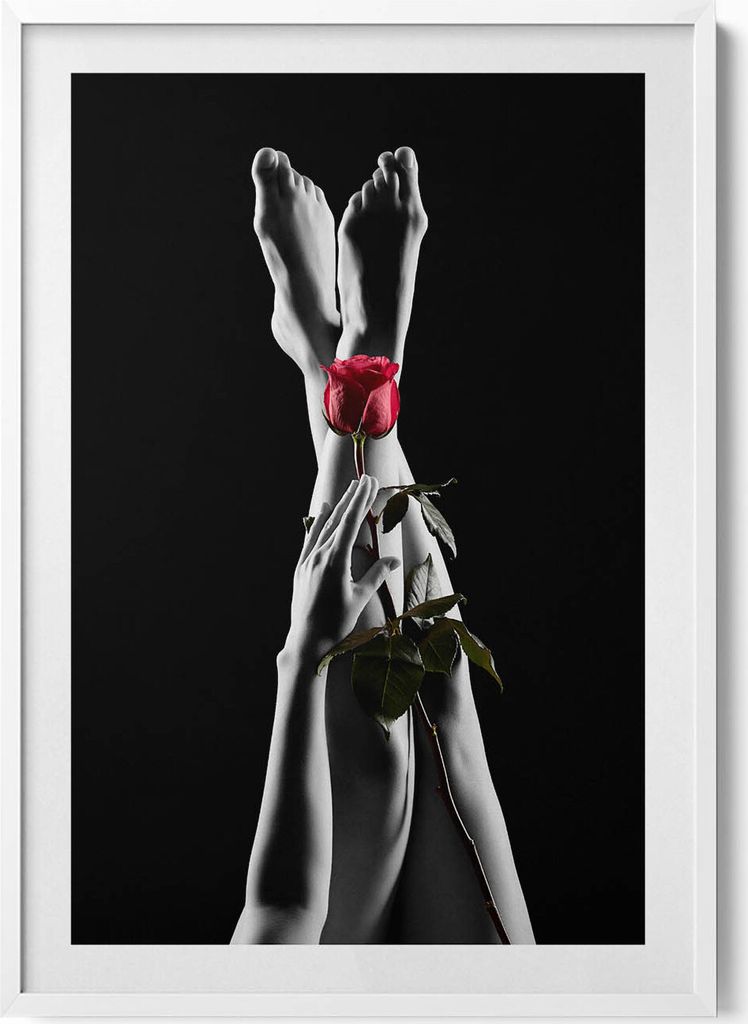 Frauenbeine und eine Rose– Wandbild mit Rahmen – Gerahmtes Bild – Wanddekoration – 70x100 cm – Weiß Rahmen