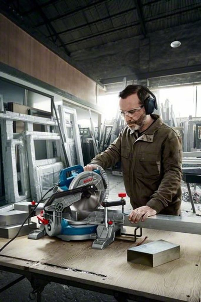 Bosch Gehrungssäge Gcm 216 1300W Produktbild 21