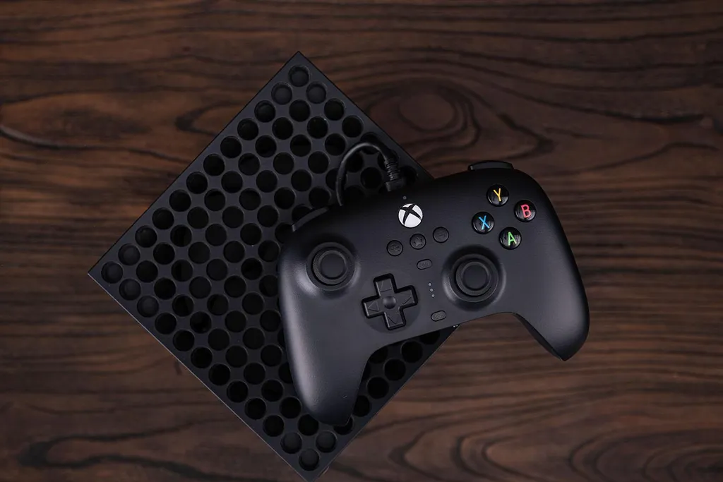 8BitDo Ultimate Manette Filaire pour Xbox avec Capteurs Hall Effect, Noir