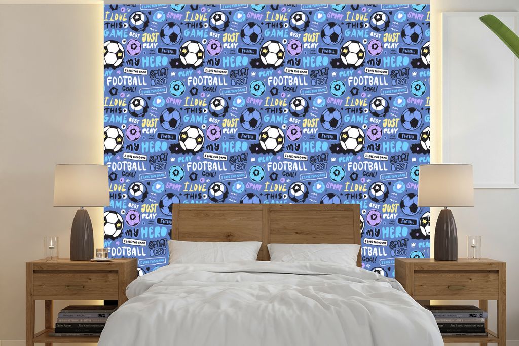 MuchoWow Fototapete für Wohnzimmer oder Schlafzimmer Wandtapete Vinyl Motivtapete Muster - Fußball - Blau - Jungen - Kinder - Kleiner Junge - 3...