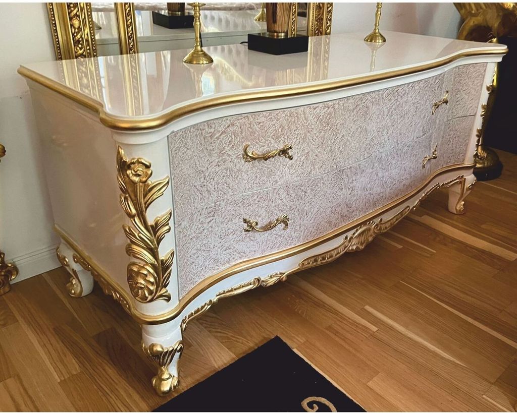 Casa Padrino Luxus Barock TV Schrank Weiß / Gold 165 cm - Barock Möbel