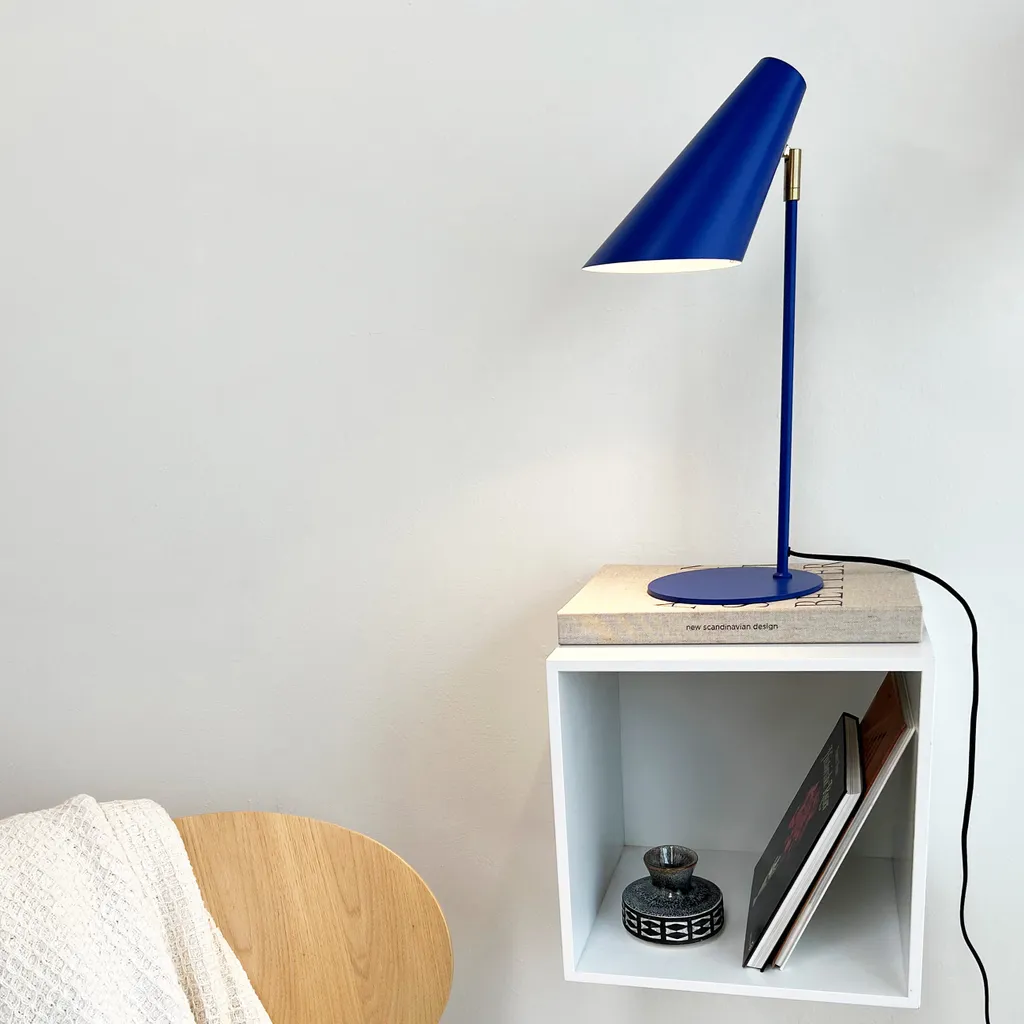 Lampe de lecture LED Cale bleu - Lampe de table et de chevet polyvalente