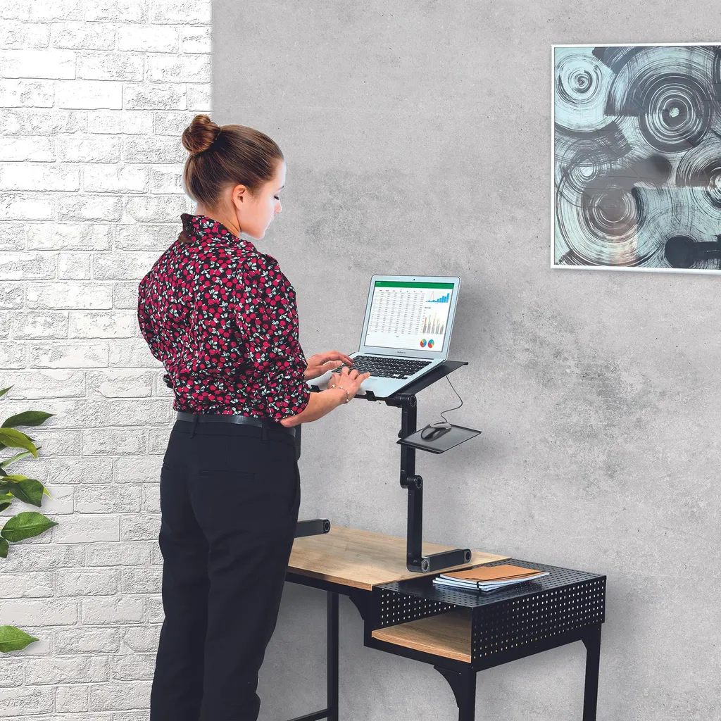 Poste de travail réglable : fini le mal de dos sur votre PC et tablette