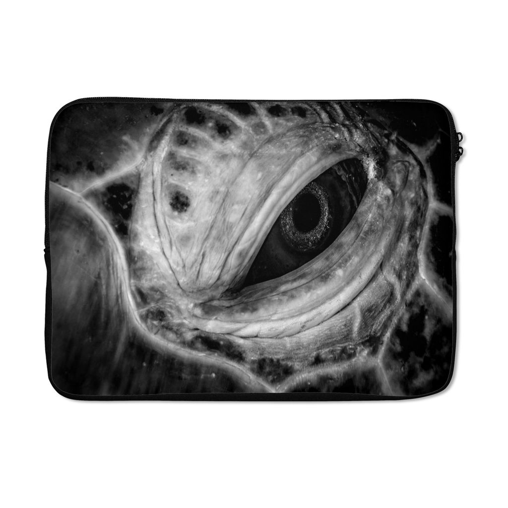 MuchoWow Laptop Hülle 13 Zoll Nahaufnahme Hawksbill-Auge - schwarz und weiß Laptoptasche - Laptophülle - Sleeve - Rundumschutz