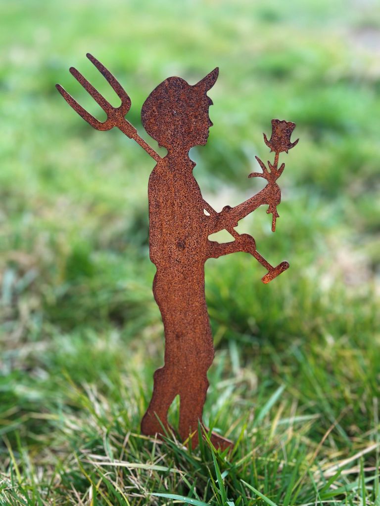 Produktbild Gartenfigur Kleiner Gärtner Fritz mit Spatengabel und Rose 25x14cm zum Stecken Gartenstecker Edelrost Gartendeko Wetterfest Rost Metall
