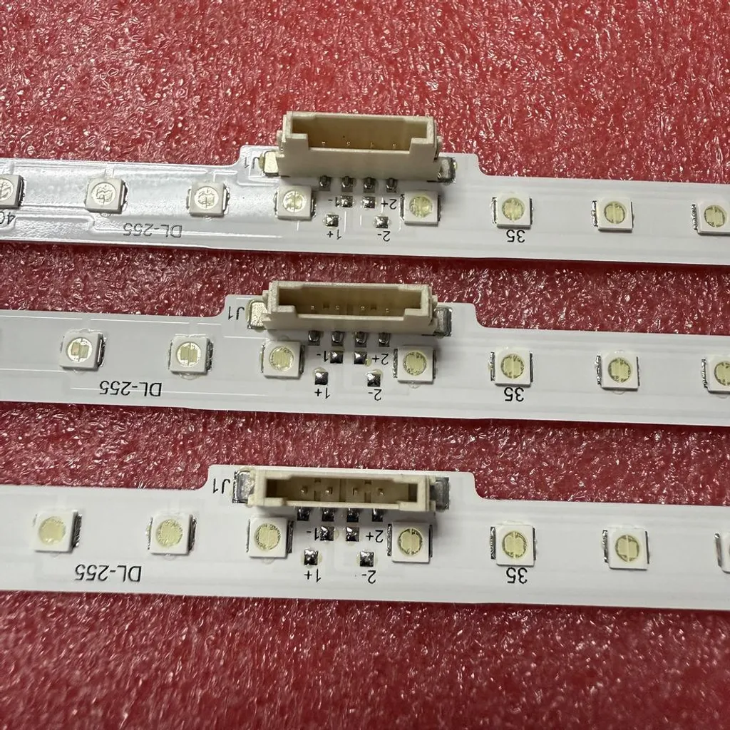 Bande LED aluminium réglable 54,5 cm à intensité variable 60 lm