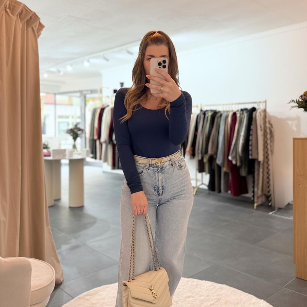 Body mit U-Boot-Ausschnitt „Karla“ Dunkelblau – Druckknöpfe, Onesize (XS-XL), eleganter Damenbody, Bodies für Frauen