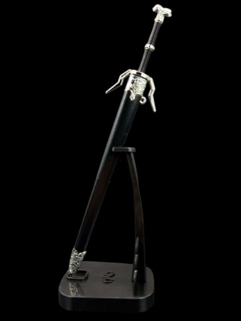 Abrelatas en forma de espada Geralt, con funda, 22 cm. Imagen del producto 