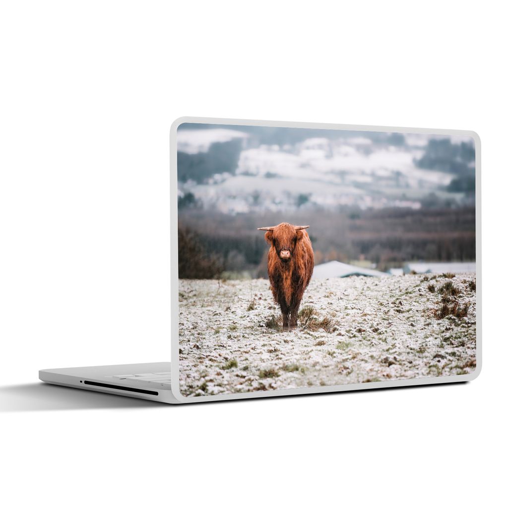 MuchoWow Laptop Aufkleber Sticker Cover Schottischer Highlander - Schnee - Berg 30x22 cm - Laptop-Sticker