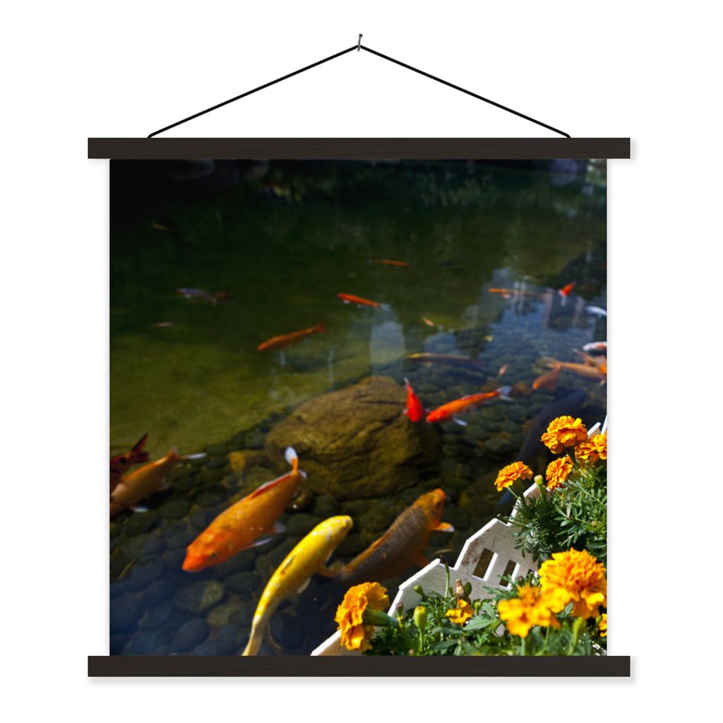 MuchoWow Textilposter Koi-Karpfen in einem Teich mit Blumen 40x40 cm mit schwarzem Rahmen - Fotos