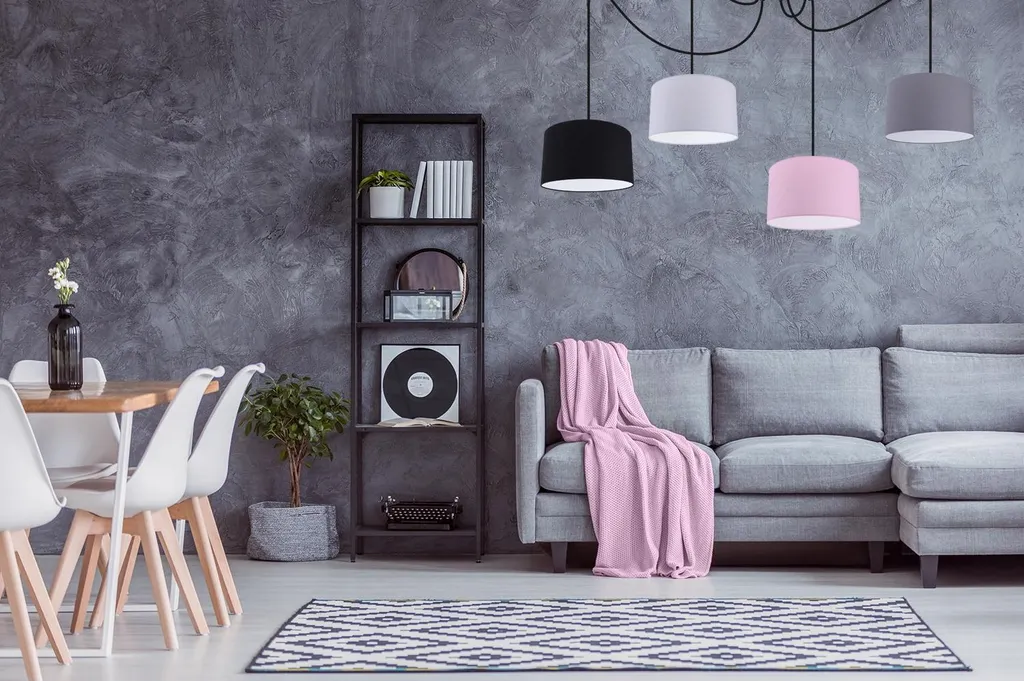 Spider Suspension LED : Solution Éclairage Modulable avec Abat-Jour