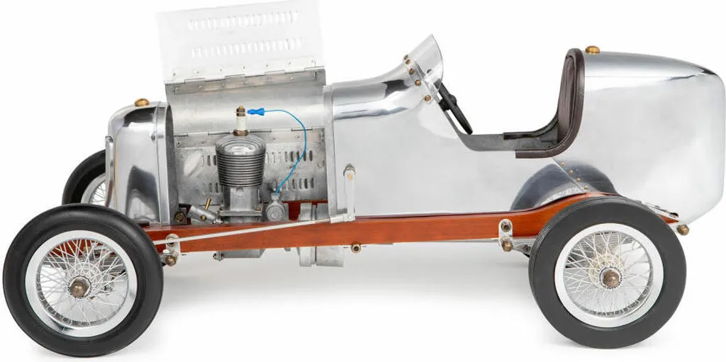 Voiture miniature Bantam Midget en métal : l'objet déco idéal - 5