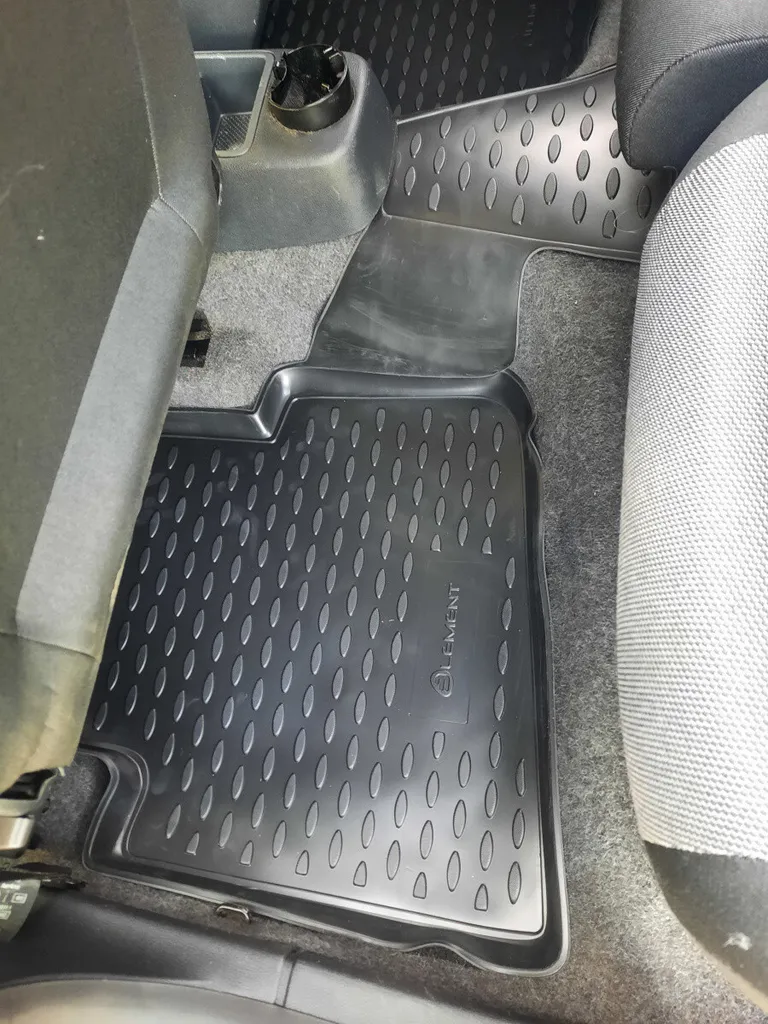 Tappetini ELEMENT 3D Su Misura Skoda Roomster 2006+: Eleganza e Pulizia - 11