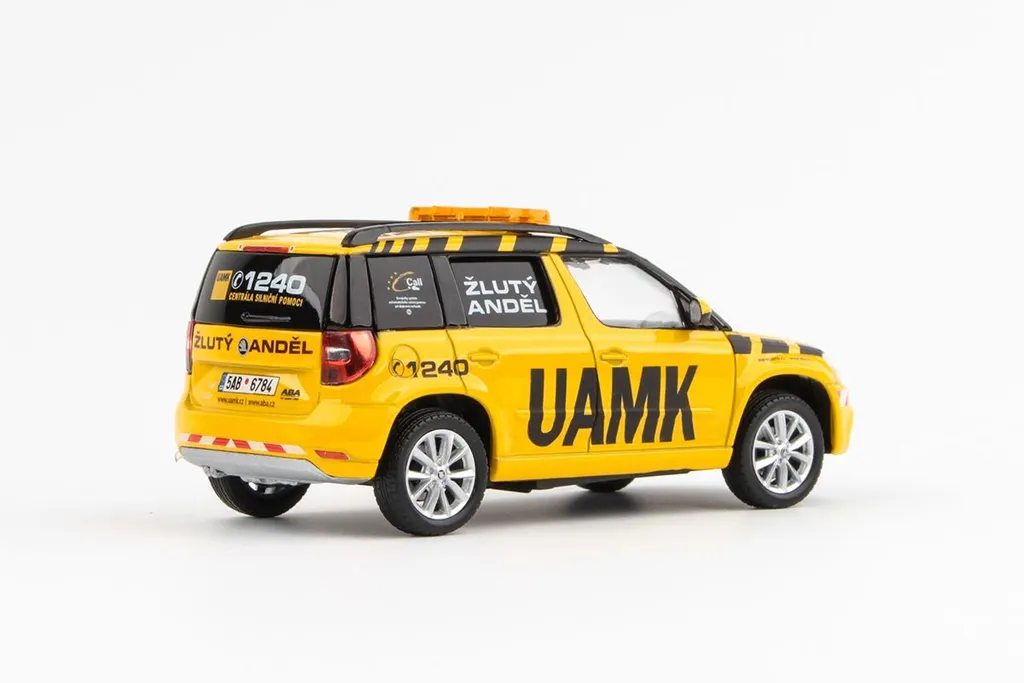 Škoda Yeti FL 2013 ÚAMK Abrex 1:43 - Miniature de Collection Précise