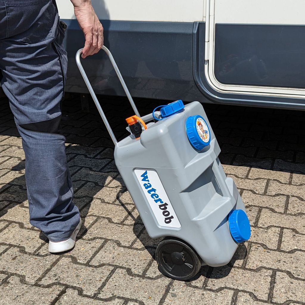 Wassertank Camping, mit Räder und eingebauter 12-Volt-Pumpe, 25 Liter, Waterbob