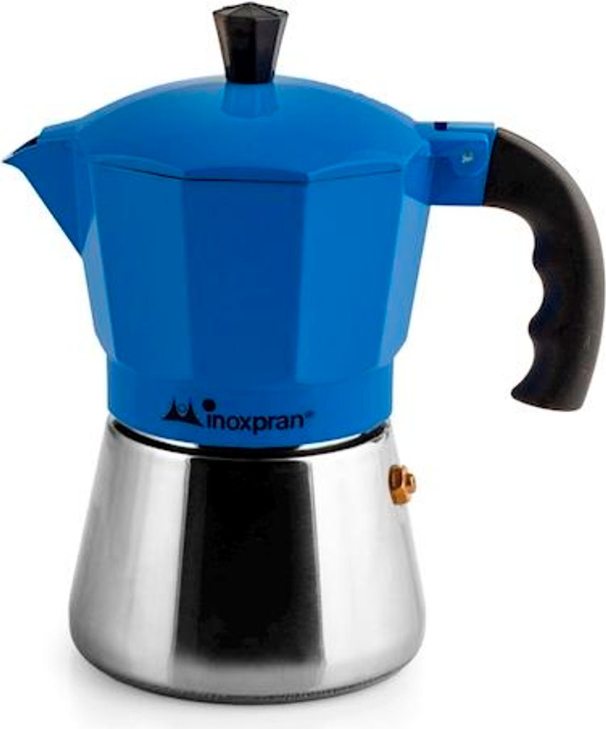 Kaffeemaschine aus Aluminium mit Edelstahlboiler, drei blaue Tassen