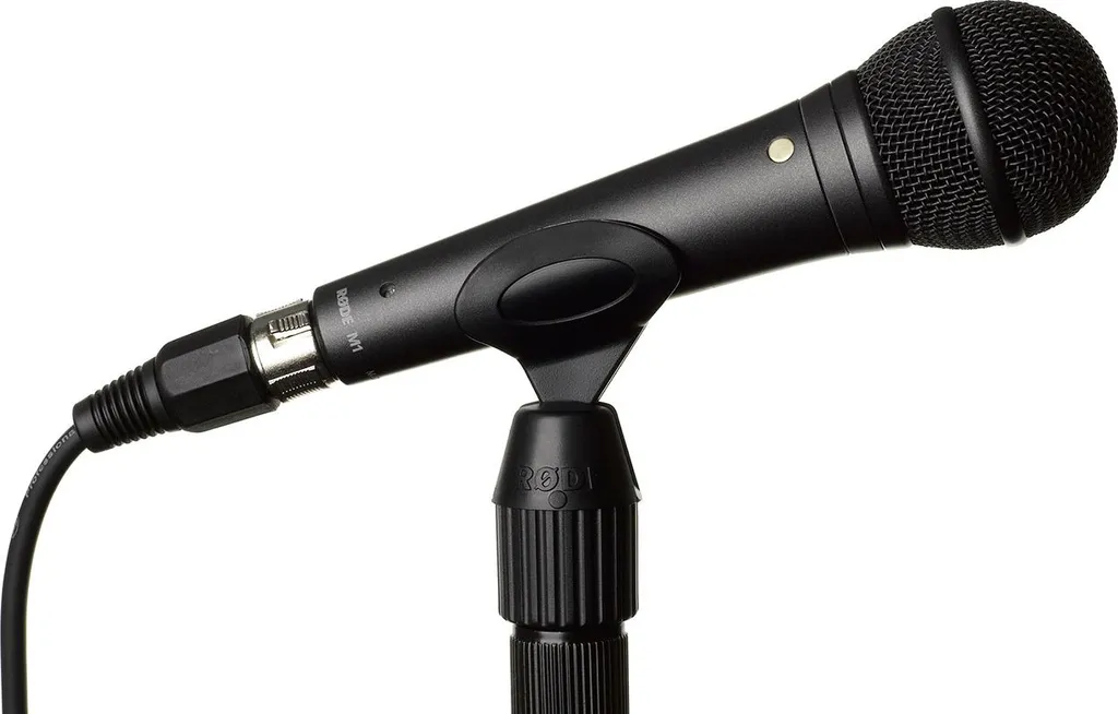 Microphone dynamique Røde M1 noir avec directivité cardioïde XLR